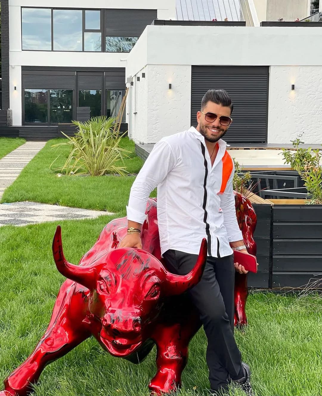 Mountassir Bouhadba- Succès à l’international